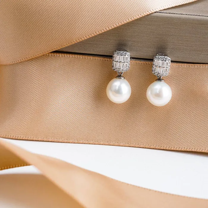 Elegant Freshwater Pearl Earrings WE00066 Pearly Lustre Earrings