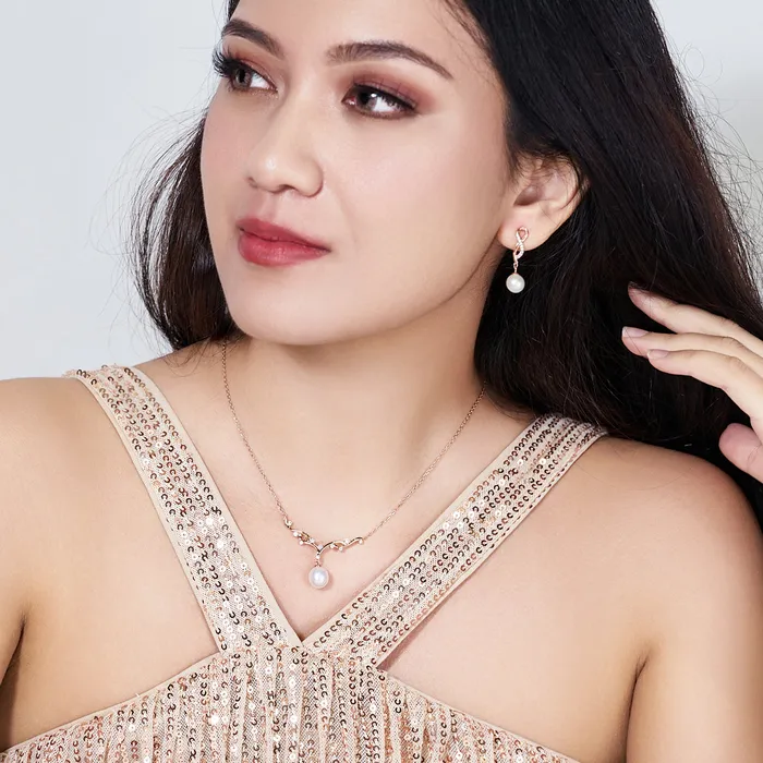 Elegant Freshwater Pearl Earrings WE00632 Pearly Lustre Earrings