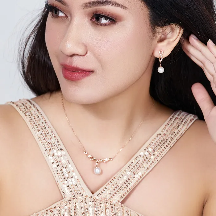 Elegant Freshwater Pearl Earrings WE00632 Pearly Lustre Earrings