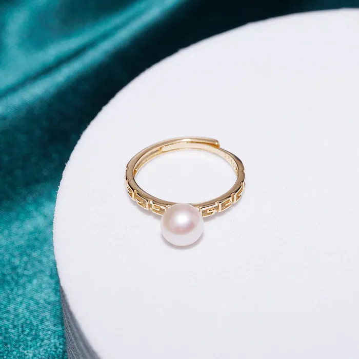 Elegant Freshwater Pearl Ring WR00084 Pearly Lustre Rings