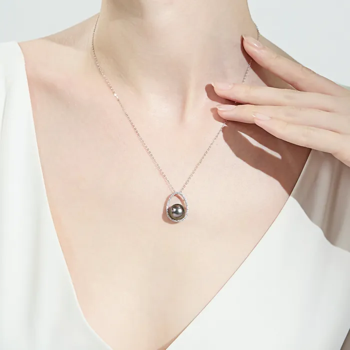 Elegant Tahitian Pearl Necklace WN00618 Pearly Lustre Necklaces