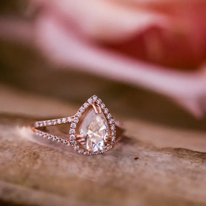 Fire Brilliance Rings 10x7mm Pear Center 14K Rose Gold Infinite Band Halo MicroPave Diamond Ring