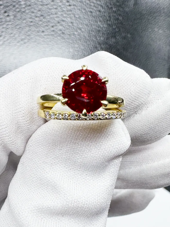 Fire Brilliance Rings Julianne 8mm Round LabGrown Ruby Solitaire 6 Prong 18K Yellow Gold Ring Band Set