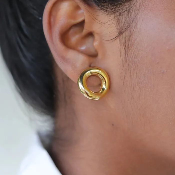 Jewelvers Earrings 18K Goldfilled Open Circle Plain Stud Earrings Jewelvers Earrings 18K Goldfilled Open Circle Plain Stud Earrings