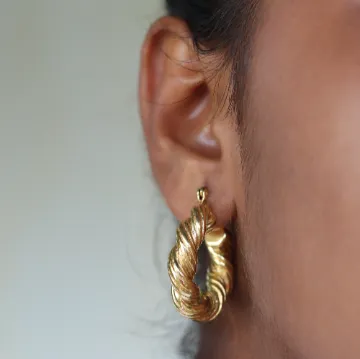 Jewelvers PreStyled Sets 18K GoldFilled Heavy Twisted Hoops Jewelvers PreStyled Sets 18K GoldFilled Heavy Twisted Hoops