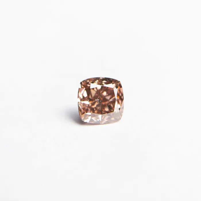 Misfit Diamonds Earrings 030ct 374x369x249mm GIA SI2 Fancy Deep Brownish Orangy Pink Cushion Brilliant 2410401 Misfit Diamonds Earrings 030ct 374x369x249mm GIA SI2 Fancy Deep Brownish Orangy Pink Cushion Brilliant 2410401
