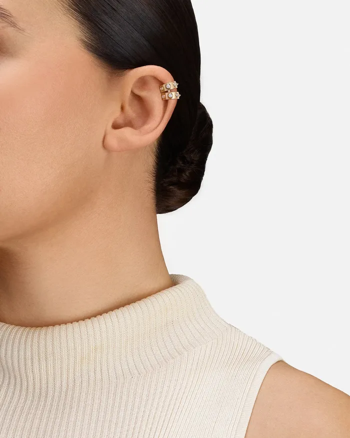 Mood Brunch in NY Ear Clip in Yellow Gold Earrings Mood Brunch in NY Ear Clip in Yellow Gold Earrings
