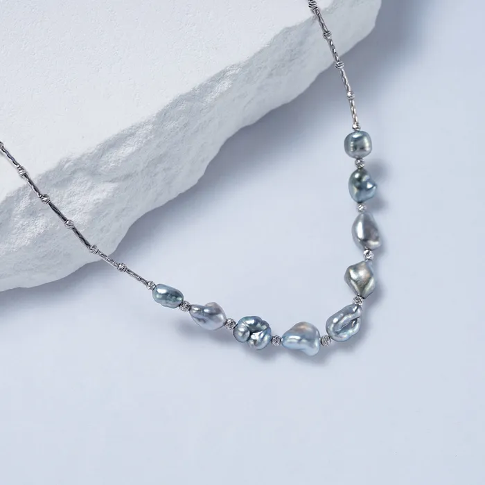 Necklaces Pearly Lustre 18K Solid Gold Tahitian Keshi Pearl Necklace KN00192