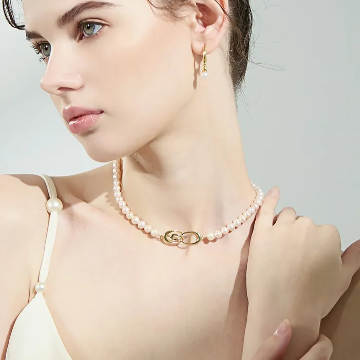 Necklaces Pearly Lustre New Yorker Freshwater Pearl Necklace WN00600