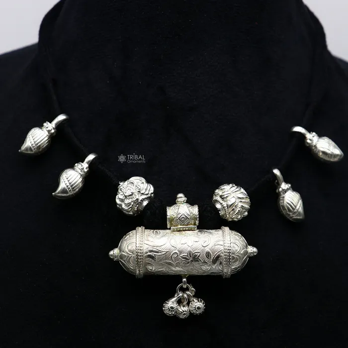 Necklaces TRIBAL ORNAMENTS 925 Sterling silver handmade Ethnic cultural tribal pendant with black thread necklace traditional choker brides jewelry set653