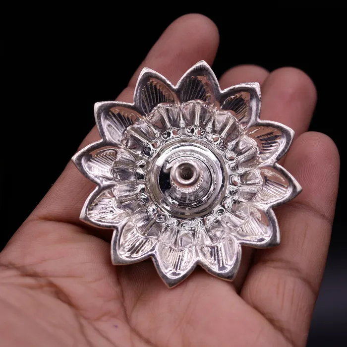Necklaces TRIBAL ORNAMENTS Sterling silver handmade gorgeous lamp oil lamp for home temple decoration gorgeous article collectible sst06 Necklaces TRIBAL ORNAMENTS Sterling silver handmade gorgeous lamp oil lamp for home temple decoration gorgeous article collectible sst06