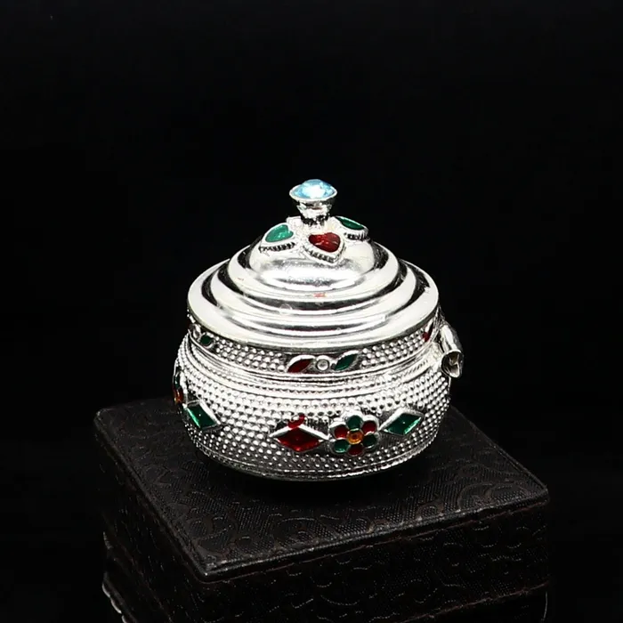 Necklaces TRIBAL ORNAMENTS Vintage antique design Solid silver handmade trinket box God serving Prasad container box kumkum box sindur box best brides gift stb127