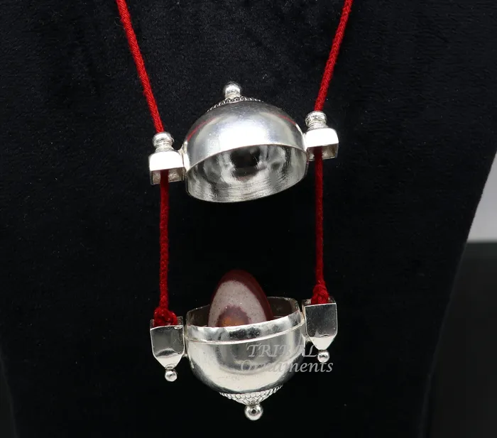 Necklaces TRIBALORNAMENT Sterling silver handmade vintage style lord Shiva lingam box pendant unique stylish box pendant casket box south india jewelry nsp553 Necklaces TRIBALORNAMENT Sterling silver handmade vintage style lord Shiva lingam box pendant unique stylish box pendant casket box south india jewelry nsp553