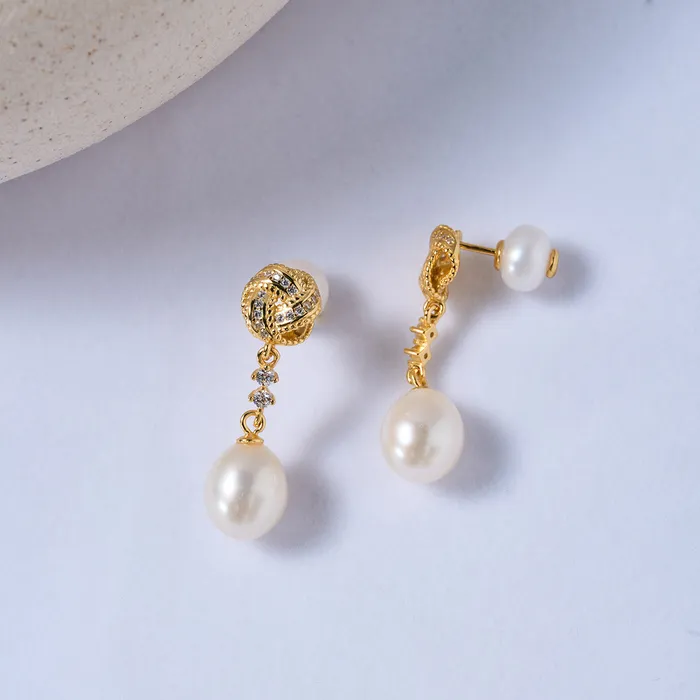Pearly Lustre Earrings Elegant Freshwater Pearl Earrings WE00845 Asian Civilisations Museum