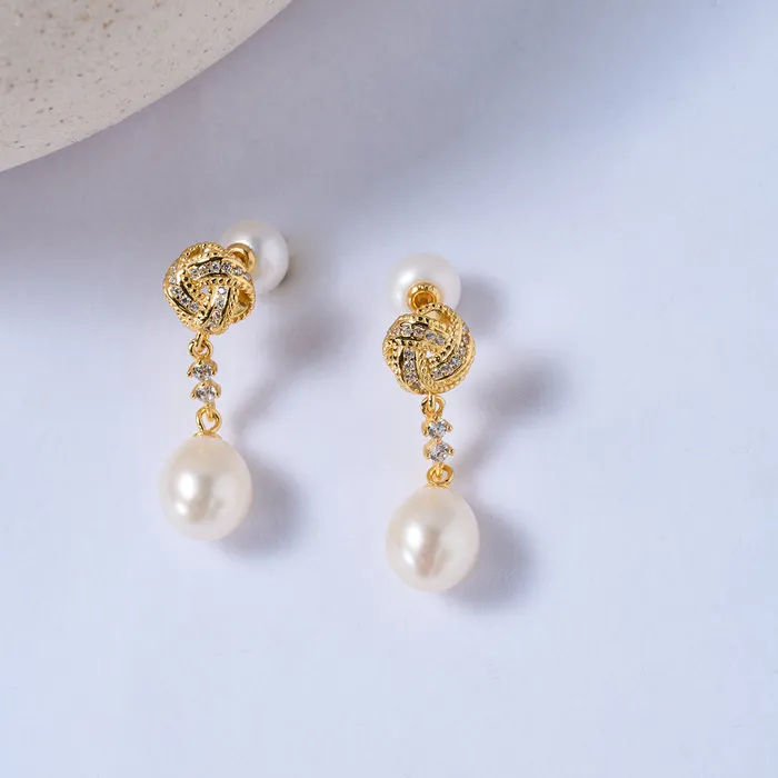 Pearly Lustre Earrings Elegant Freshwater Pearl Earrings WE00845 Asian Civilisations Museum
