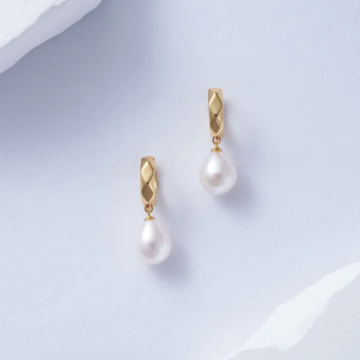 Pearly Lustre Earrings New Yorker Freshwater Pearl Earrings WE00352
