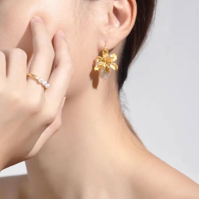 Pearly Lustre Earrings Vanda Miss Joaquim Freshwater Pearl Earrings WE00503