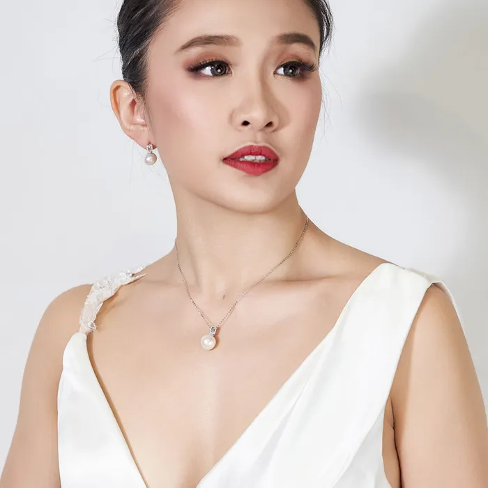 Pearly Lustre Necklaces 18K Solid Gold Edison Pearl Necklace KN00071