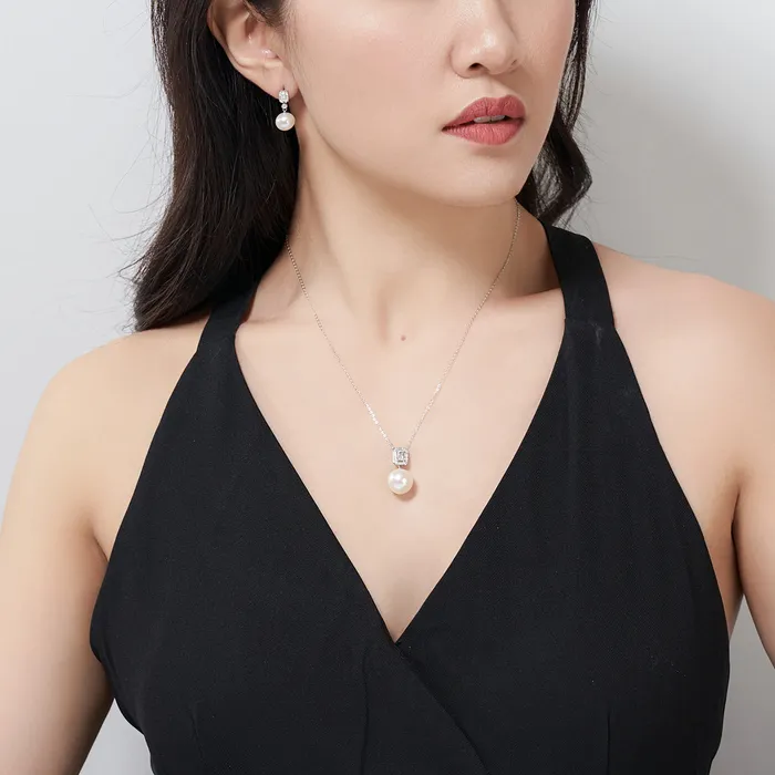 Pearly Lustre Necklaces 18K Solid Gold Edison Pearl Necklace KN00118