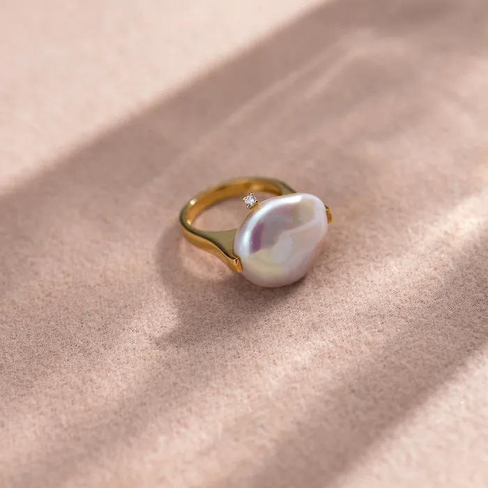 Pearly Lustre Rings Baroque Freshwater Pearl Ring WR00231