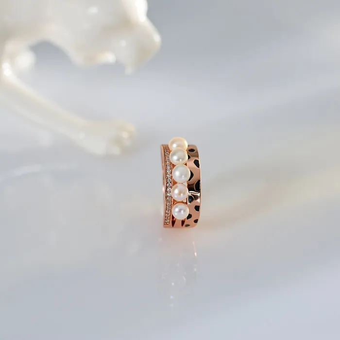 Pearly Lustre Rings Cheetah Print Pearl Ring WR00278 SAFARI