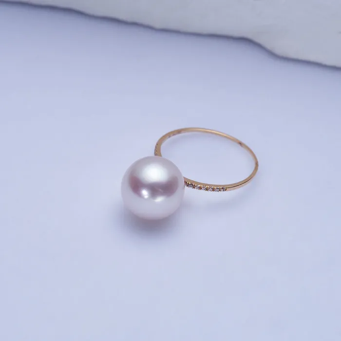 Pearly Lustre Rings Top Grade 18K Gold Edison Pearl Ring KR00097