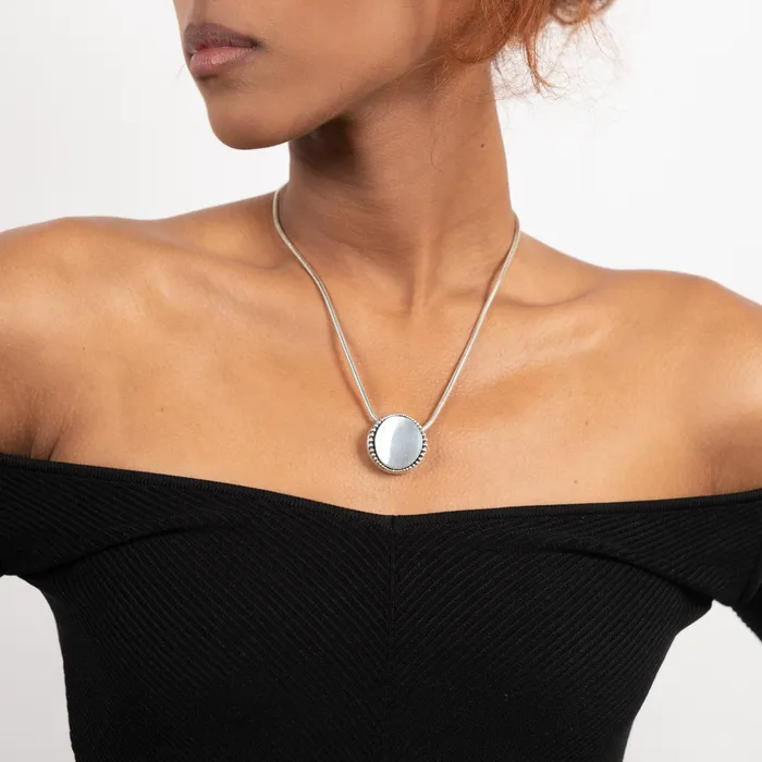 PreOwned Lagos Imagine Concave Disc Pendant Lagos Necklaces