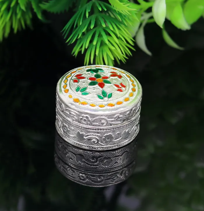 Rings TRIBAL ORNAMENTS Customized flower work 925 sterling silver trinket box container box small jewelry box Vermilion bridal box gifting ring box stb58