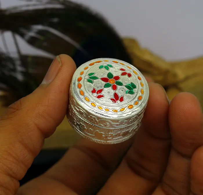 Rings TRIBAL ORNAMENTS Customized flower work 925 sterling silver trinket box container box small jewelry box Vermilion bridal box gifting ring box stb58