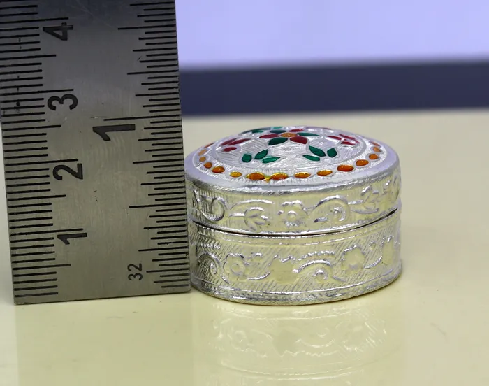 Rings TRIBAL ORNAMENTS Customized flower work 925 sterling silver trinket box container box small jewelry box Vermilion bridal box gifting ring box stb58