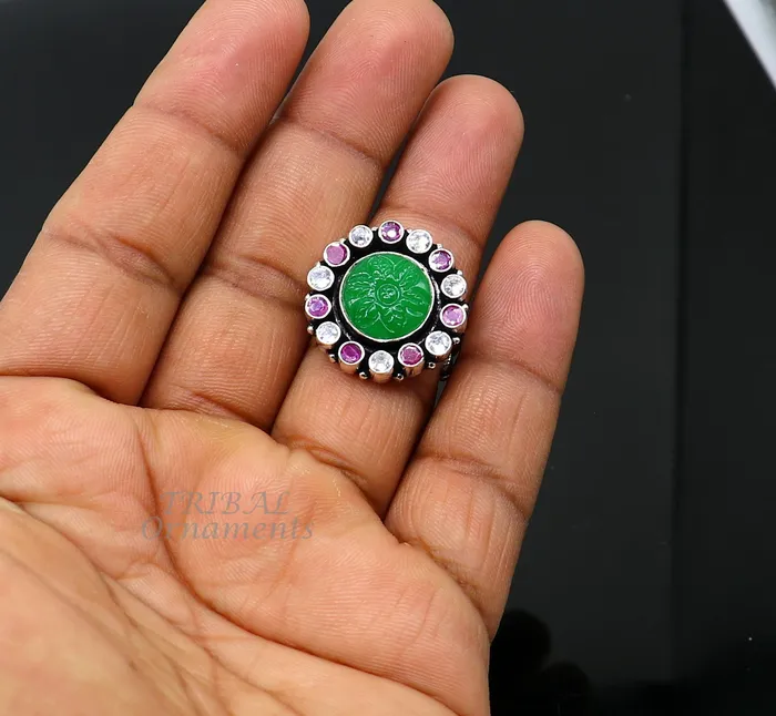 Rings TRIBAL ORNAMENTS Modern cultural fashionable green and red stone 925 sterling silver adjustable ring best gift for hergirls charming jewelry india sr350 Rings TRIBAL ORNAMENTS Modern cultural fashionable green and red stone 925 sterling silver adjustable ring best gift for hergirls charming jewelry india sr350