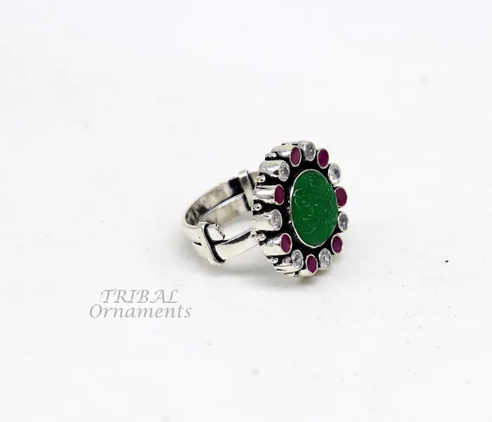 Rings TRIBAL ORNAMENTS Modern cultural fashionable green and red stone 925 sterling silver adjustable ring best gift for hergirls charming jewelry india sr350 Rings TRIBAL ORNAMENTS Modern cultural fashionable green and red stone 925 sterling silver adjustable ring best gift for hergirls charming jewelry india sr350