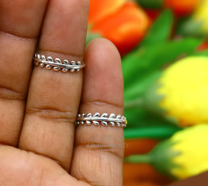 Rings TRIBAL ORNAMENTS Pure 925 sterling silver customized design small toe ring handmade brides stylish tribal jewelry collection from inida ytr12