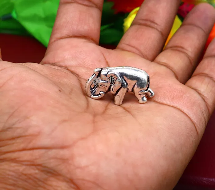 Small tiny size Fully solid 925 Sterling silver Baby Elephant Sculpture statue figurine The Perfect Gift for Any Occasion art609 TRIBAL ORNAMENTS Necklaces Small tiny size Fully solid 925 Sterling silver Baby Elephant Sculpture statue figurine The Perfect Gift for Any Occasion art609 TRIBAL ORNAMENTS Necklaces