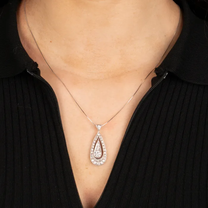 STORE 5a Necklaces PreOwned Diamond Pendant