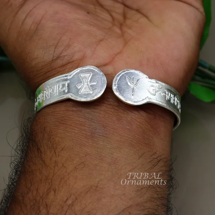 TRIBAL ORNAMENTS Bracelets 925 sterling silver handmade design Divine shiva mantra Aum namah shivay Bangle cuff bracelet kada best unisex tribal jewelry cuff137