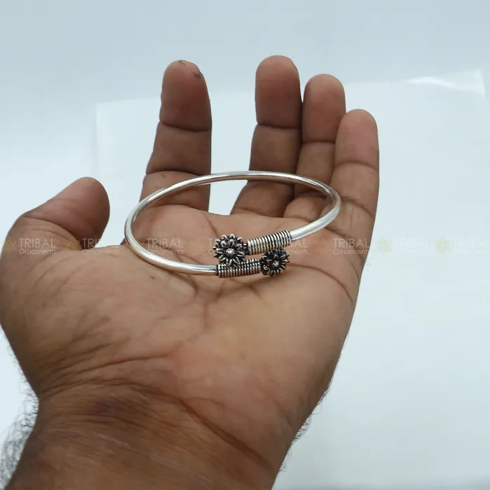 TRIBAL ORNAMENTS Bracelets 925 sterling silver handmade double flower design stylish kada bangle bracelet tribal jewelry nsk880 TRIBAL ORNAMENTS Bracelets 925 sterling silver handmade double flower design stylish kada bangle bracelet tribal jewelry nsk880