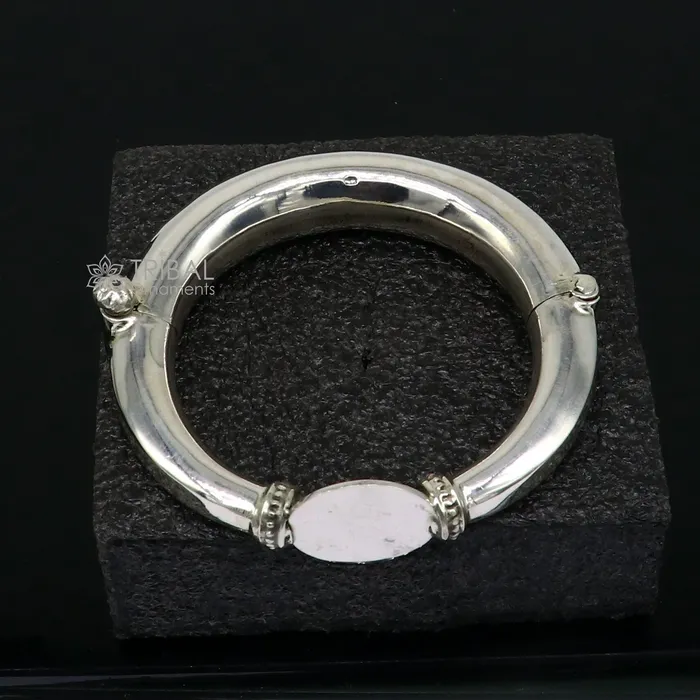 TRIBAL ORNAMENTS Bracelets Unique vintage design 925 sterling silver vintage plain design handmade bangle bracelet kada cuff bracelet ethnic Banjara jewelry nsk731 TRIBAL ORNAMENTS Bracelets Unique vintage design 925 sterling silver vintage plain design handmade bangle bracelet kada cuff bracelet ethnic Banjara jewelry nsk731