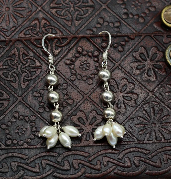TRIBAL ORNAMENTS Earrings 925 sterling silver handmade hoops earring natural fresh water pearl earring amazing customized bridesmaid pearl drop dangle earring ear477