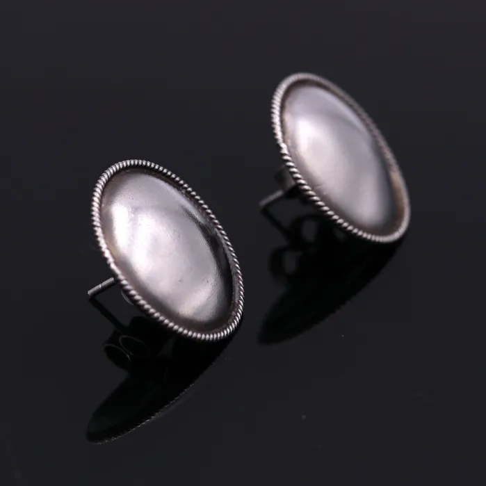 TRIBAL ORNAMENTS High quality 925 sterling silver plain style handmade round design fabulous Stud earrings tribal jewelry from Rajasthan india s526 Earrings