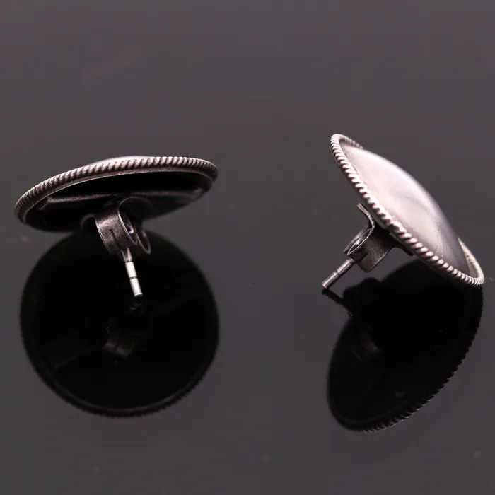 TRIBAL ORNAMENTS High quality 925 sterling silver plain style handmade round design fabulous Stud earrings tribal jewelry from Rajasthan india s526 Earrings