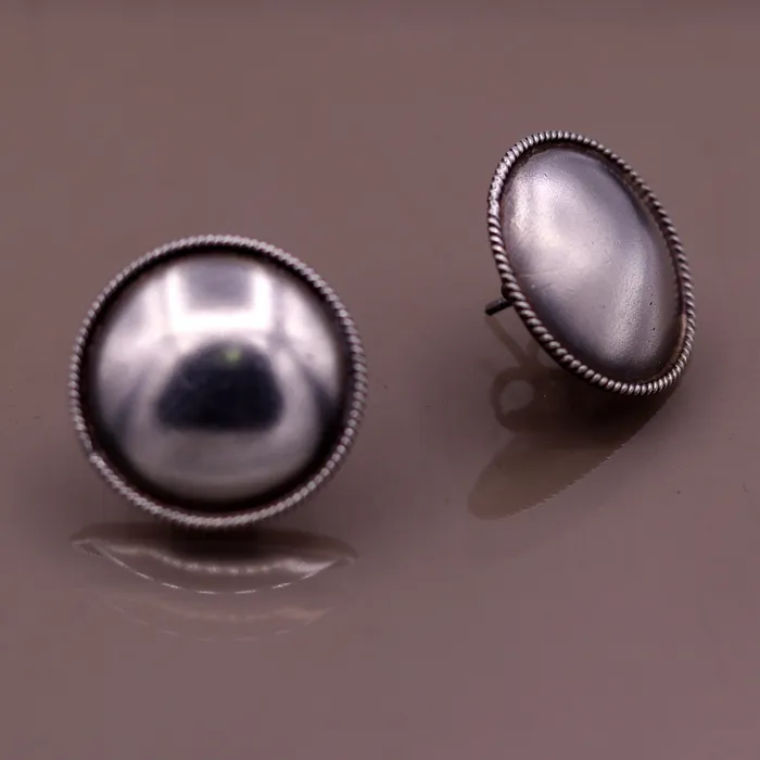 TRIBAL ORNAMENTS High quality 925 sterling silver plain style handmade round design fabulous Stud earrings tribal jewelry from Rajasthan india s526 Earrings