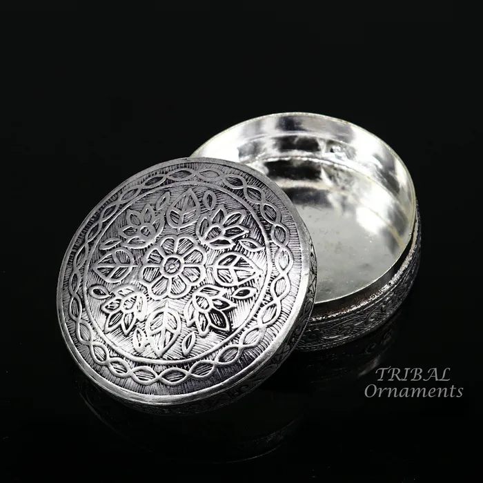 TRIBAL ORNAMENTS Necklaces 2 wide Vintage style 925 sterling silver handmade trinket box eye kajal box container box kumkum box sindur box brides gift stb714