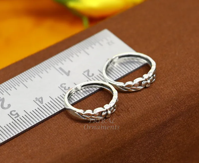 TRIBAL ORNAMENTS Rings 925 sterling silver uniquely handcrafted vintage style oxidized toe rings best brides wedding jewelry tribal jewelry ytr14