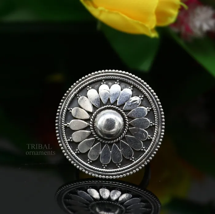 TRIBAL ORNAMENTS Rings floral design 925 sterling solid silver fabulous craftsmanship vintage design tribal adjustable ring band for women Rajasthan India ring495