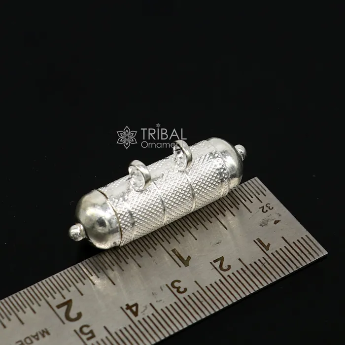 Unique sterling silver handmade gorgeous round shape vintage amulet box pendant mantra box silver tabiz kavacham tribal jewelry nsp591 TRIBAL ORNAMENTS Necklaces