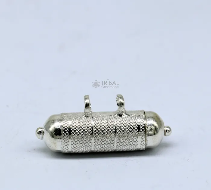 Unique sterling silver handmade gorgeous round shape vintage amulet box pendant mantra box silver tabiz kavacham tribal jewelry nsp591 TRIBAL ORNAMENTS Necklaces